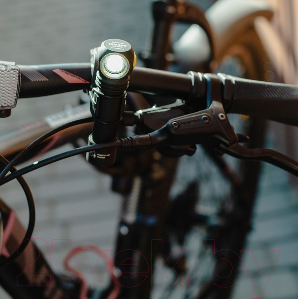 Изображение товара Фонарь Armytek Wizard C2 Pro Magnet USB / F08701W (теплый)