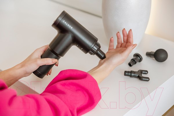 Изображение товара Массажный пистолет Calmer Knook K1 (черный)