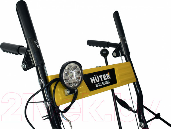 Изображение товара Снегоуборщик бензиновый Huter SGC 5500B (70/7/21)
