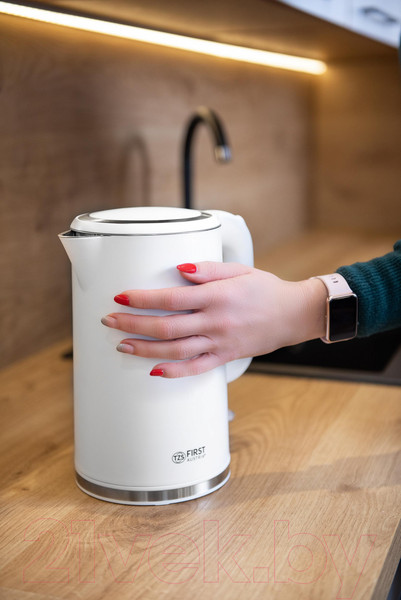 Изображение товара Электрочайник FIRST Austria FA-5407-2 (белый)