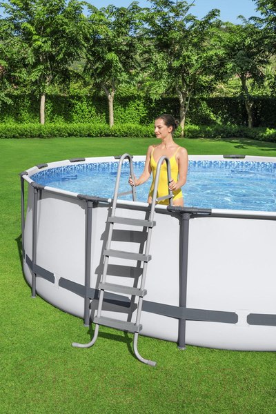 Изображение товара Каркасный бассейн Bestway Steel Pro Max 5612X (427x122, с фильтр-насосом и лестницей)