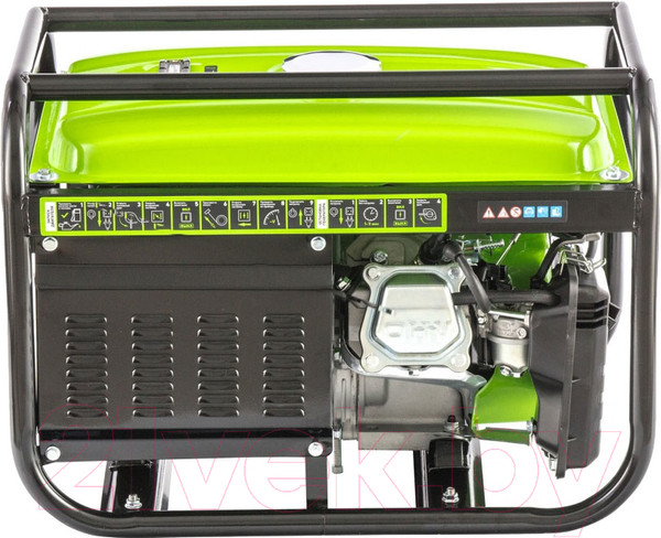 Изображение товара Бензиновый генератор СибрТех БС-2800 (94543)