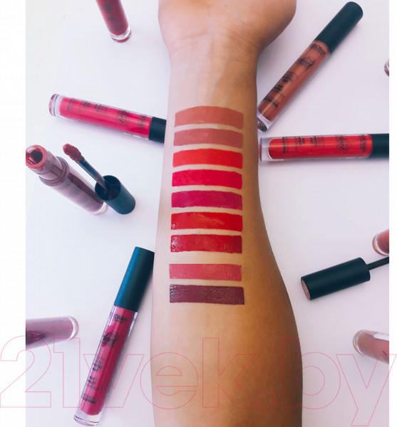 Изображение товара Жидкая помада для губ Deborah Milano Fluid Velvet Mat Lipstick матовая устойчивая тон 21 (8мл)