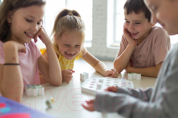 Изображение товара Настольная игра Простые правила Пчёлки дома