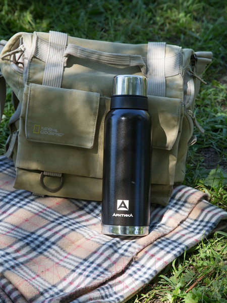 Изображение товара Термос для напитков Арктика 106-1600 (черный)