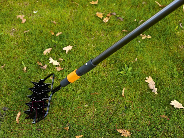 Изображение товара Культиватор ручной Fiskars QuikFit 1000689