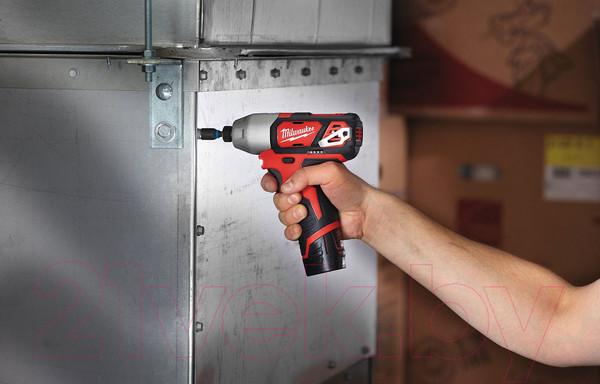 Изображение товара Аккумуляторный шуруповерт Milwaukee M12BID-0 / 4933441955