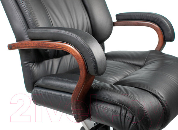 Изображение товара Кресло офисное Бюрократ Т-9925WALNUT/BLACK (черный/кожа крестовина дерево)