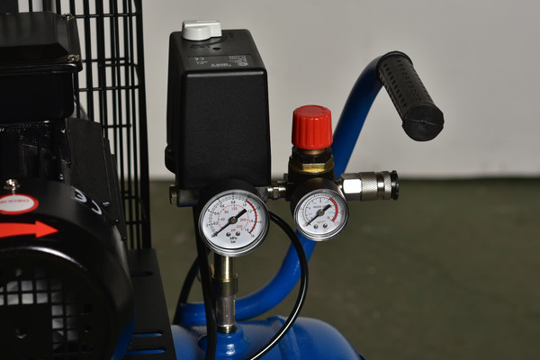 Изображение товара Воздушный компрессор Remeza СБ4/С-50.LB30