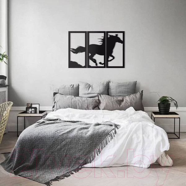 Изображение товара Декор настенный Arthata Черный скакун 70x110-B / 069-3 (черный)