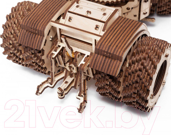 Изображение товара Трактор игрушечный EWA Кировец К-7М