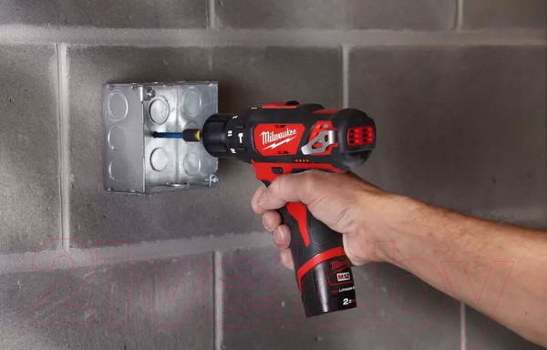 Изображение товара Аккумуляторная дрель-шуруповерт Milwaukee M12 BPD-202С / 4933441940