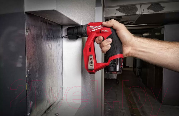 Изображение товара Аккумуляторная дрель-шуруповерт Milwaukee M12 FDDXKIT-0X / 4933471332