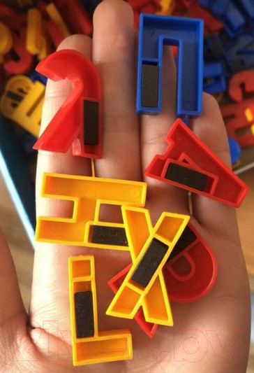 Изображение товара Касса букв/цифр Десятое королевство Магнитные буквы русские / 00845