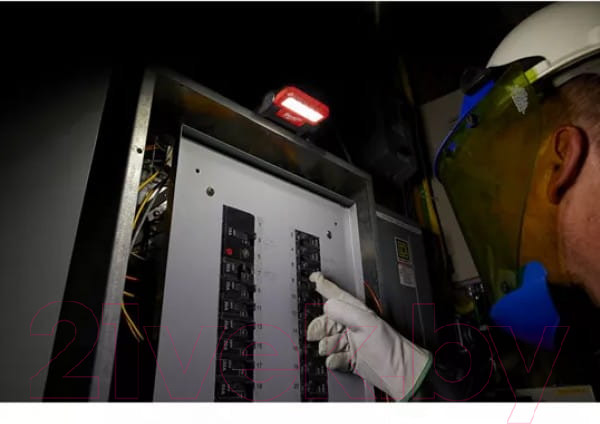 Изображение товара Фонарь Milwaukee USB L4 FFL-301 / 4933479766