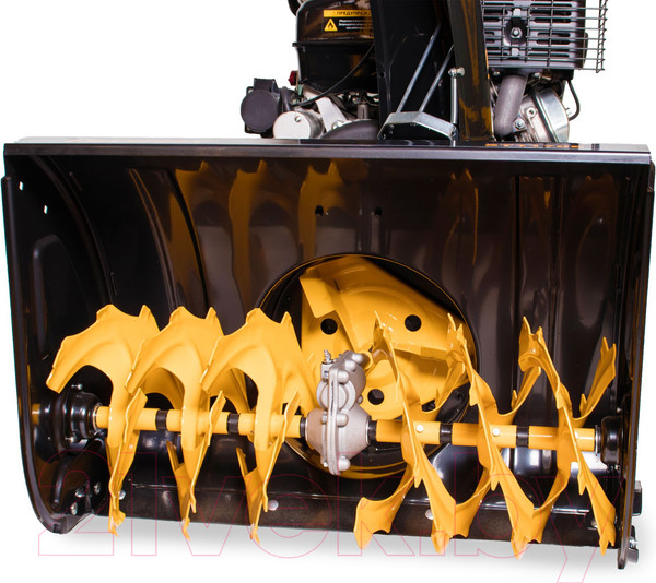 Изображение товара Снегоуборщик бензиновый Champion ST1170E