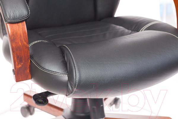 Изображение товара Кресло офисное Бюрократ T-9923 Walnut (кожа черная/крестовина металл/дерево)