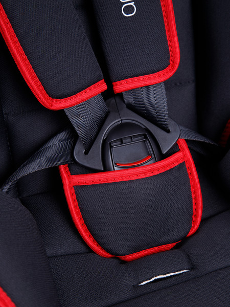 Изображение товара Автокресло Amarobaby Safety / AB212004SChK/09 (черный/красный)