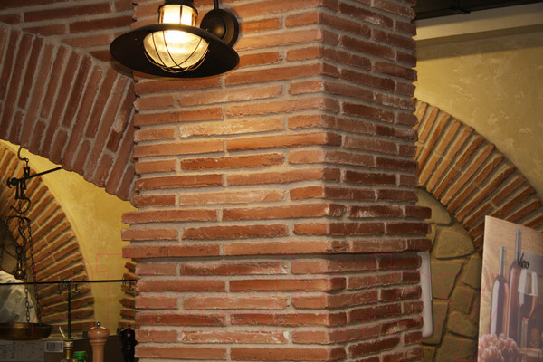 Изображение товара Декоративный камень бетонный Феодал Кирпич византийский 23.14.Р