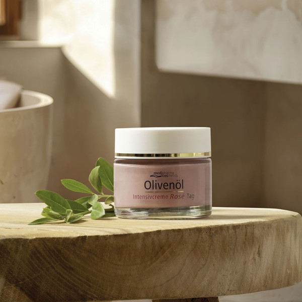 Изображение товара Крем для лица Medipharma Cosmetics Olivenol интенсив Роза дневной (50мл)