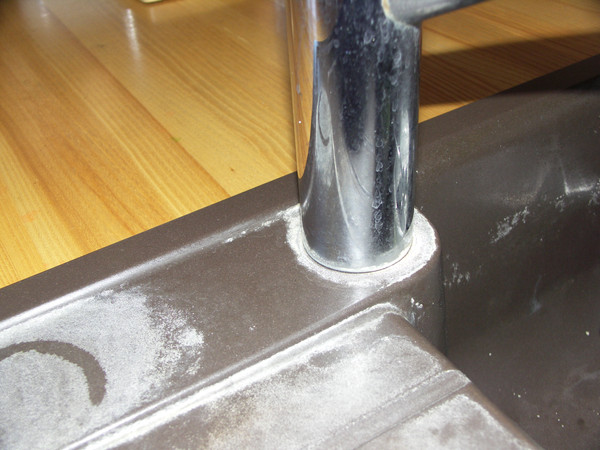 Изображение товара Чистящее средство для ванной комнаты Fresher Удаление известкового налета и ржавчины для сантехники (750мл)