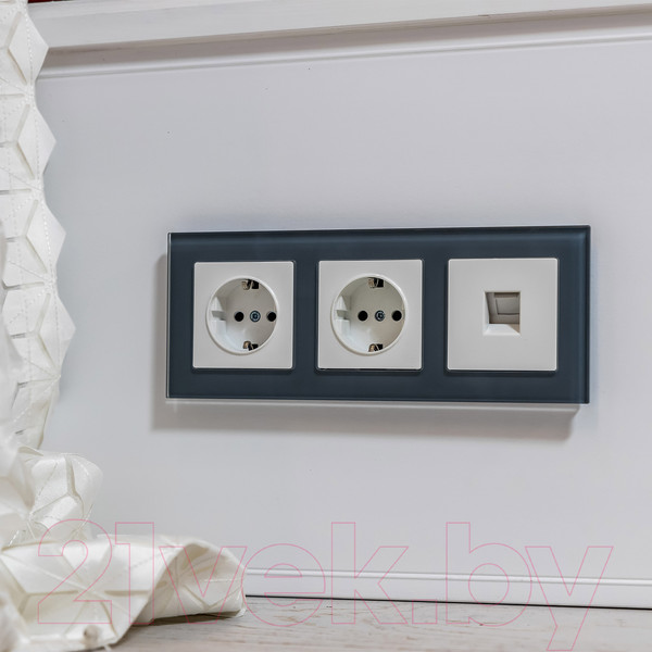 Изображение товара Розетка Werkel W1171101 / a051139 (белый)