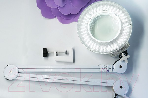 Изображение товара Настольная лампа T&H LED К-5 