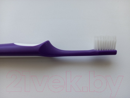 Изображение товара Зубная щетка TePe Supreme Compact с уменьшенной головкой