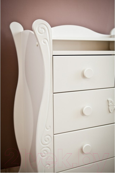 Изображение товара Комод пеленальный Красная звезда Бабочка / С 577 (белый)