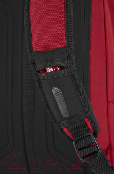 Изображение товара Рюкзак Victorinox Altmont Original Standard Backpack / 606738 (красный)