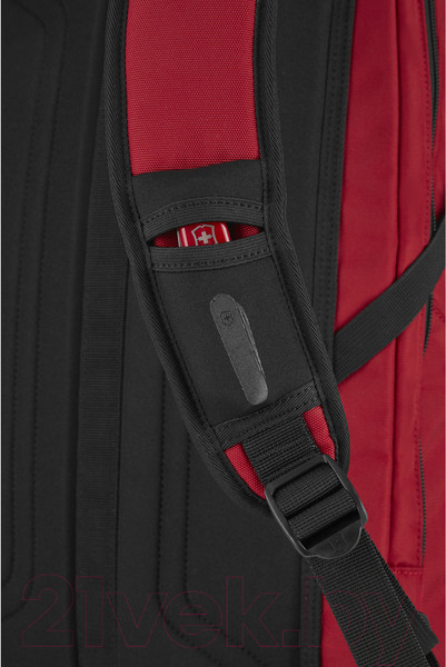 Изображение товара Рюкзак Victorinox Altmont Original Slimline Laptop 15.6 / 606741 (красный)