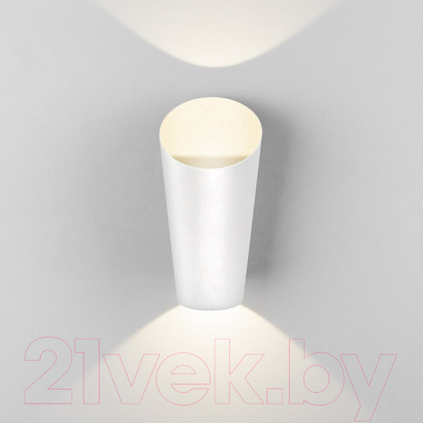 Изображение товара Бра уличное Elektrostandard Techno LED Tronc 1539 (белый)