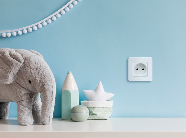 Изображение товара Рамка для выключателей и розеток Legrand Inspiria 673930 (белый)