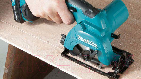 Изображение товара Профессиональная дисковая пила Makita HS301DWAE