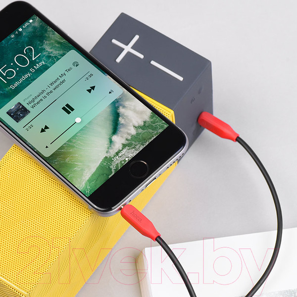 Изображение товара Кабель Hoco UPA11 AUX (красный)