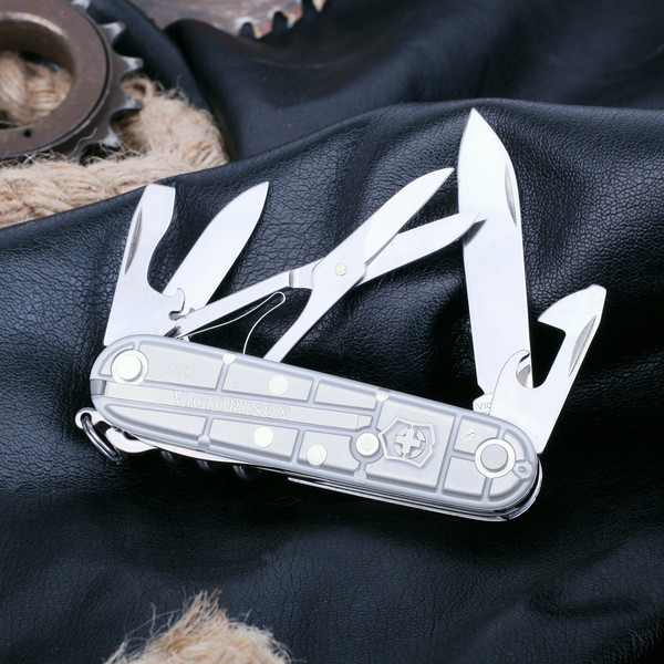 Изображение товара Нож туристический Victorinox Climber 1.3703.T7