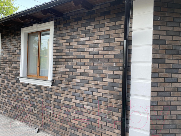 Изображение товара Декоративный камень бетонный Petra Клинкерный кирпич 15П5 (коричневый/темно-серый)