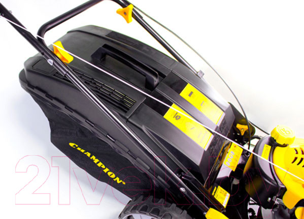 Изображение товара Газонокосилка бензиновая Champion LM5345