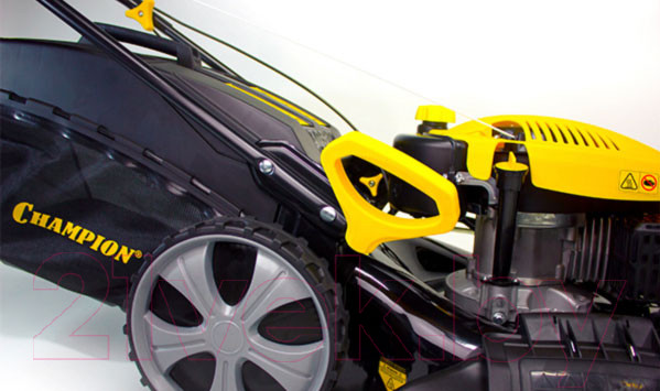 Изображение товара Газонокосилка бензиновая Champion LM5345