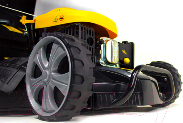 Изображение товара Газонокосилка бензиновая Champion LM5345