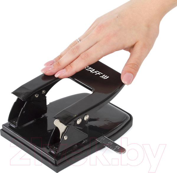 Изображение товара Дырокол Staff Manager / 224650 (черный)