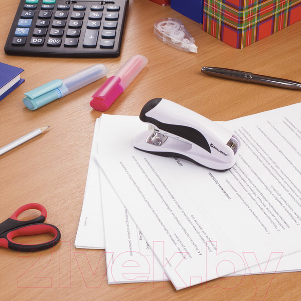 Изображение товара Степлер Brauberg Jet Pro / 228585 (белый/черный)