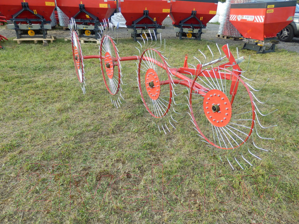 Изображение товара Грабли-сеноворошилки D-POL ГВН4