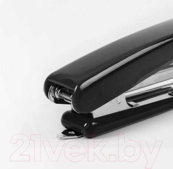 Изображение товара Степлер Brauberg Classic / 222545 (черный)