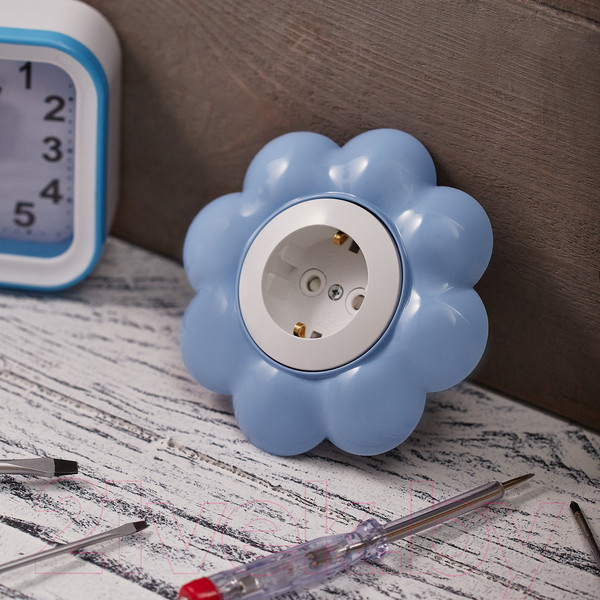 Изображение товара Розетка Kranz Happy Цветок KR-78-0628 (белый/голубой)