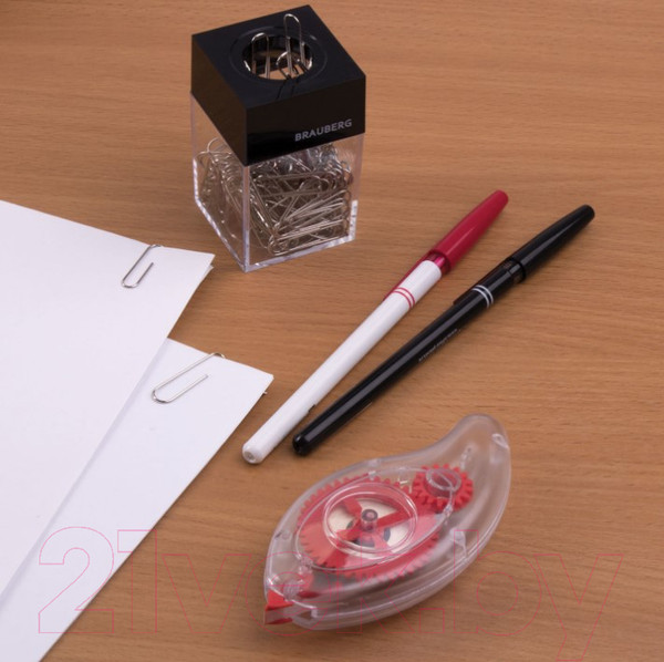 Изображение товара Подставка настольная Brauberg 228400 (со скрепками)