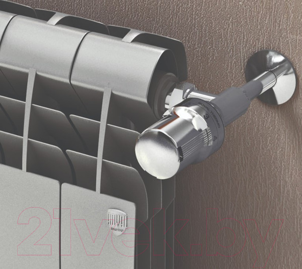 Изображение товара Радиатор биметаллический Royal Thermo BiLiner 500 (4 секции, с монтажным комплектом, кронштейном и кранами)