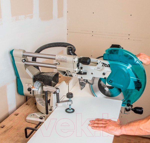 Изображение товара Профессиональная торцовочная пила Makita LS1219L