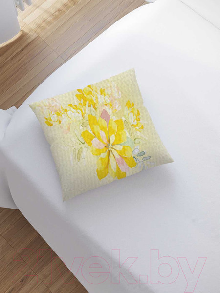 Изображение товара Наволочка декоративная JoyArty Желтые лепестки / sl_29388