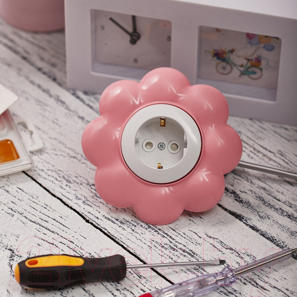 Изображение товара Розетка Kranz Happy Цветок KR-78-0625 (белый/розовый)